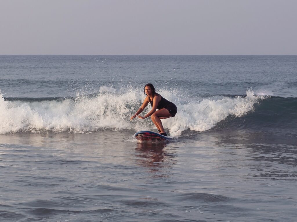 Surfing lessons in Varkala