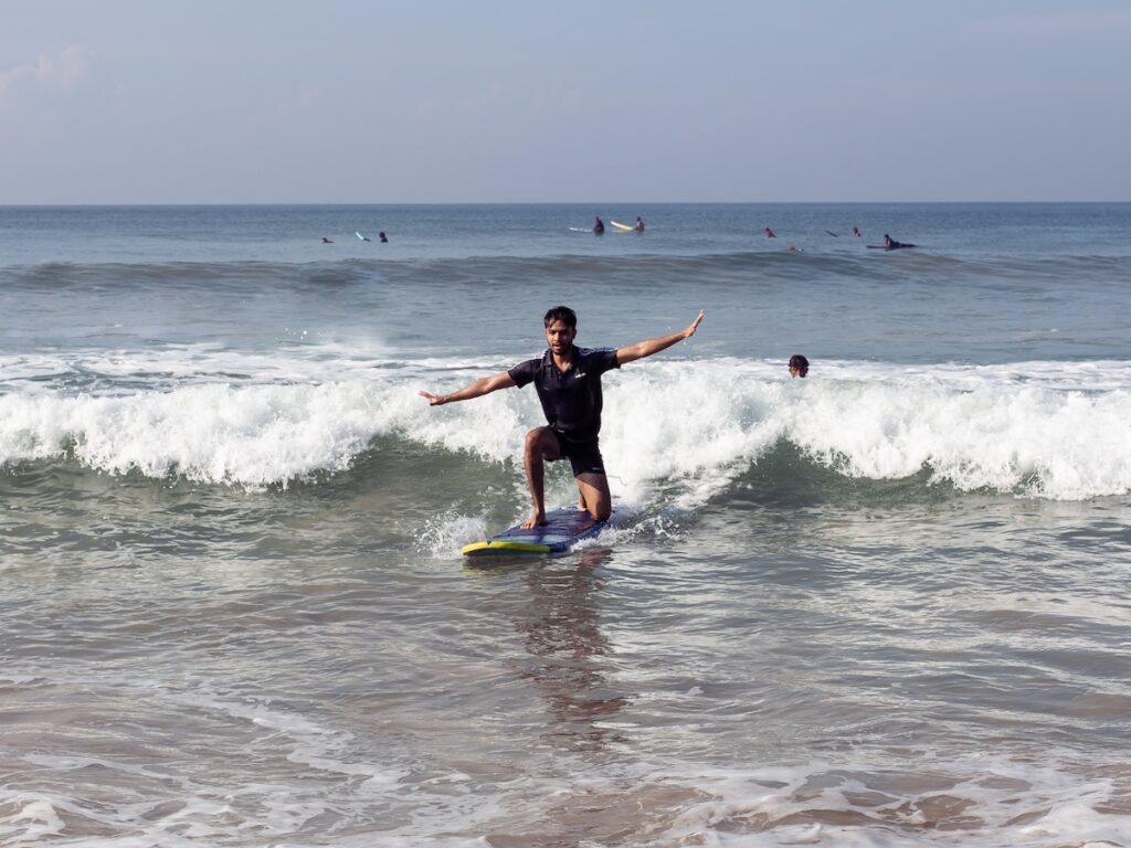 Surfing lessons in Varkala